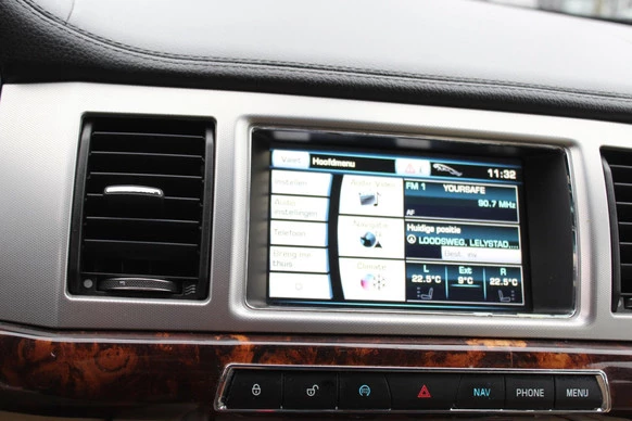 Jaguar XF - Afbeelding 8 van 30