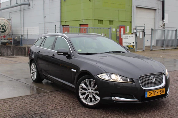 Jaguar XF - Afbeelding 17 van 30