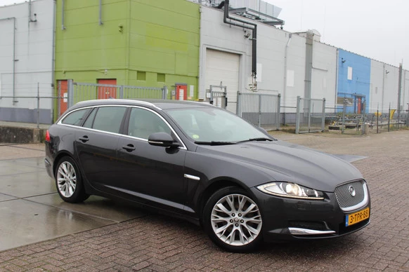 Jaguar XF - Afbeelding 19 van 30