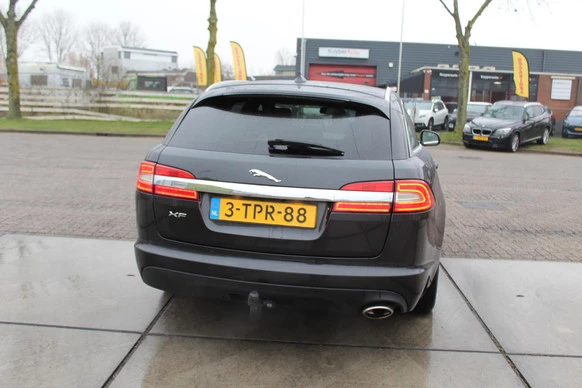 Jaguar XF - Afbeelding 23 van 30