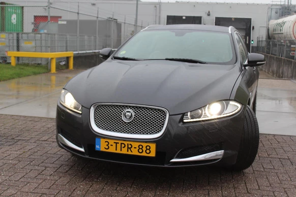 Jaguar XF - Afbeelding 26 van 30