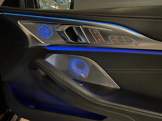 BMW 8 Serie - Afbeelding 17 van 30