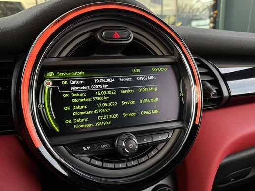 MINI Cooper S Cabrio - Afbeelding 23 van 24