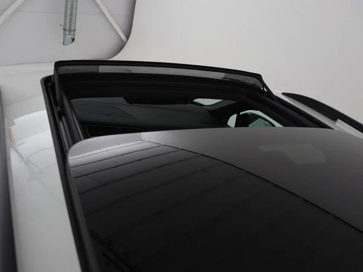 Volkswagen Tiguan - Afbeelding 20 van 30