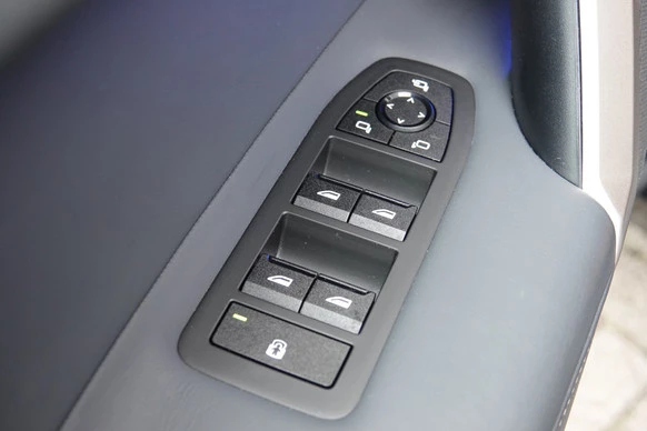 BMW iX - Afbeelding 16 van 30