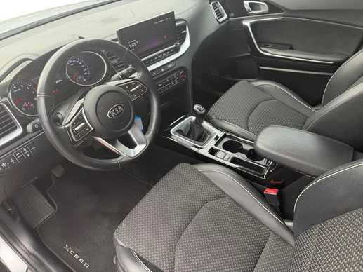 Kia XCeed - Afbeelding 18 van 28