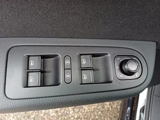 Volkswagen Sharan - Afbeelding 27 van 30