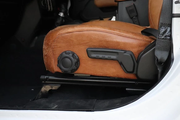 Jeep Gladiator - Afbeelding 17 van 30