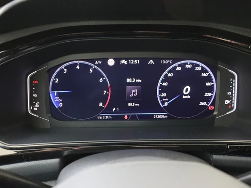 Volkswagen T-Roc - Afbeelding 15 van 30