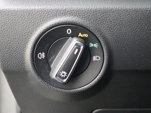 Volkswagen T-Roc - Afbeelding 18 van 30