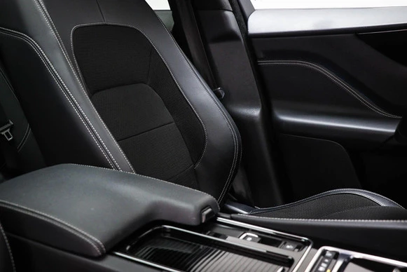 Jaguar F-PACE - Afbeelding 11 van 30