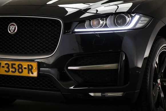 Jaguar F-PACE - Afbeelding 20 van 30