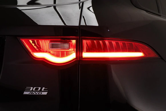 Jaguar F-PACE - Afbeelding 27 van 30