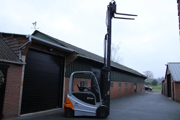 Still  - Afbeelding 10 van 15