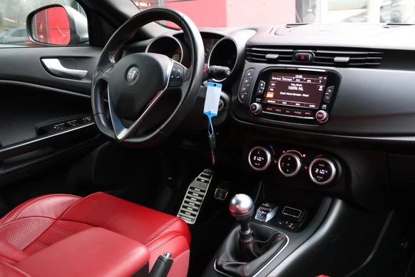 Alfa Romeo Giulietta - Afbeelding 10 van 25
