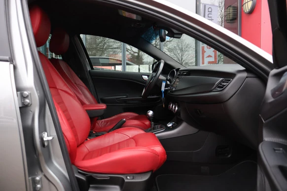 Alfa Romeo Giulietta - Afbeelding 19 van 25