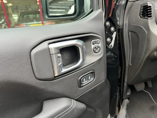 Jeep Wrangler - Afbeelding 14 van 30