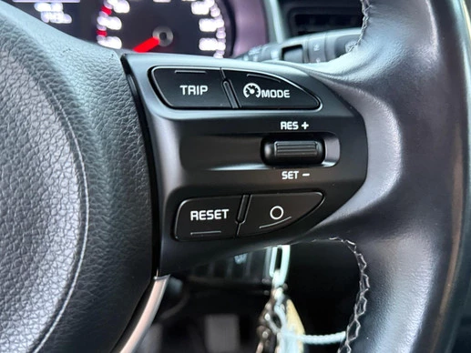 Kia Stonic - Afbeelding 17 van 23