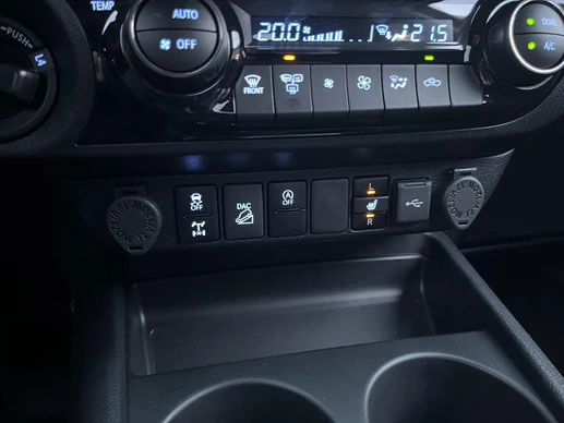 Toyota Hilux - Afbeelding 21 van 30