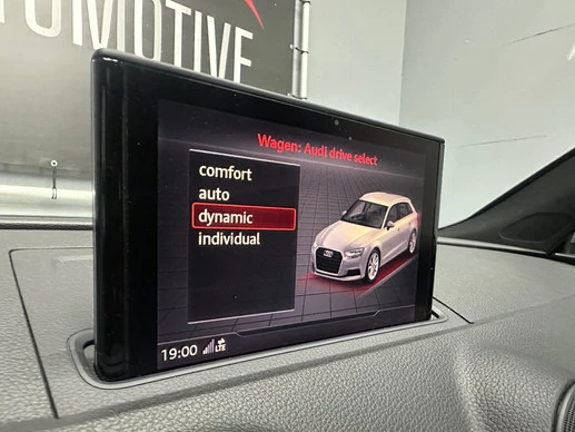 Audi RS3 - Afbeelding 23 van 24