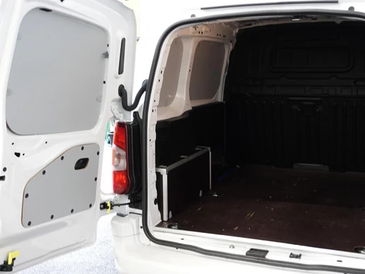 Opel Combo - Afbeelding 29 van 30