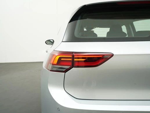 Volkswagen Golf - Afbeelding 24 van 30