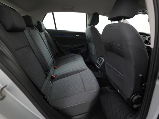 Volkswagen Golf - Afbeelding 27 van 30