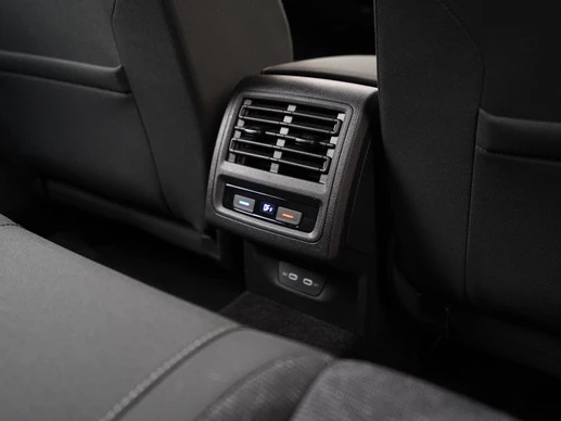 Volkswagen Golf - Afbeelding 28 van 30