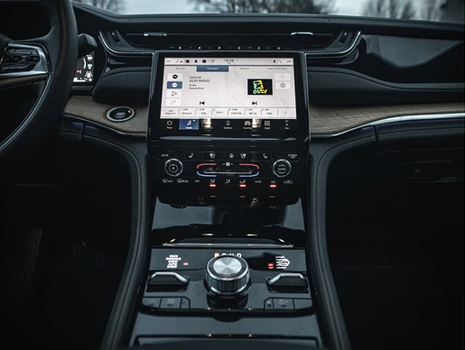 Jeep Grand Cherokee - Afbeelding 17 van 24