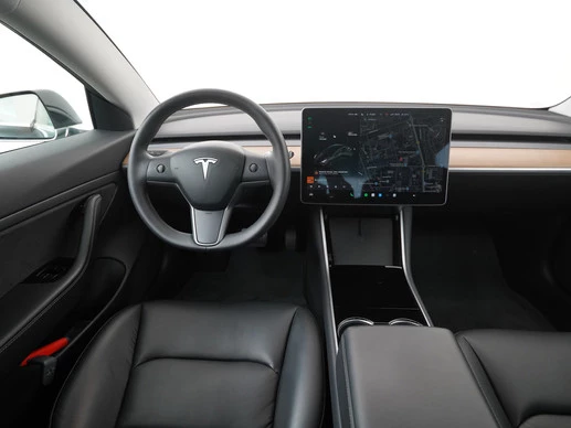 Tesla Model 3 - Afbeelding 6 van 30