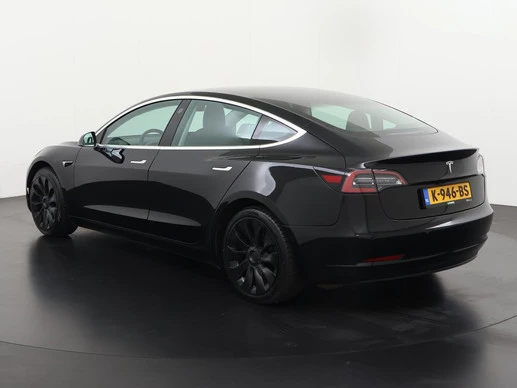 Tesla Model 3 - Afbeelding 7 van 30