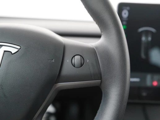 Tesla Model 3 - Afbeelding 10 van 30