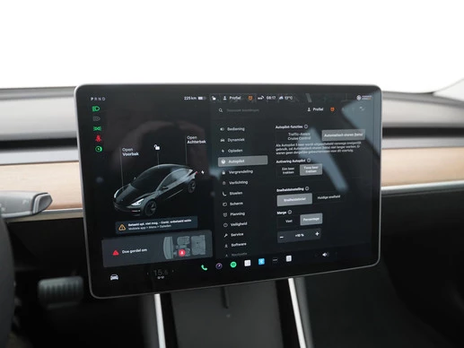Tesla Model 3 - Afbeelding 20 van 30