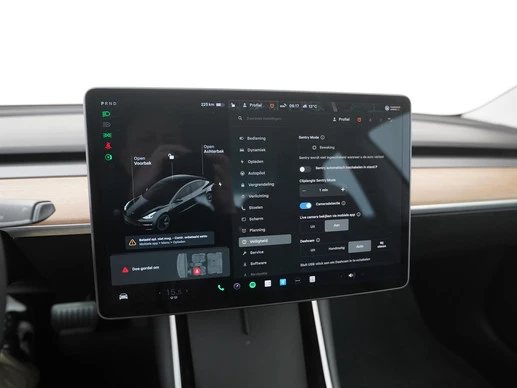Tesla Model 3 - Afbeelding 23 van 30