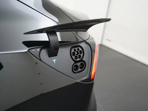 Tesla Model 3 - Afbeelding 29 van 30