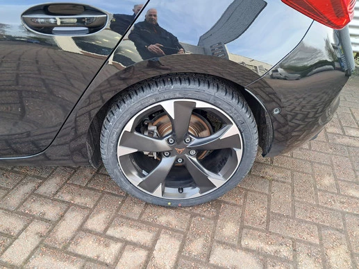 CUPRA Leon - Afbeelding 13 van 27