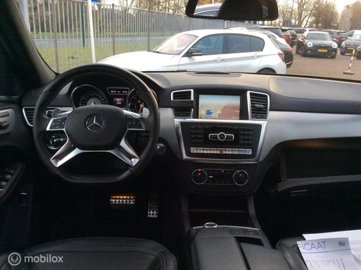 Mercedes-Benz M-Klasse - Afbeelding 22 van 30