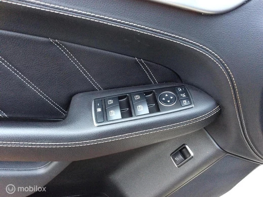 Mercedes-Benz M-Klasse - Afbeelding 25 van 30