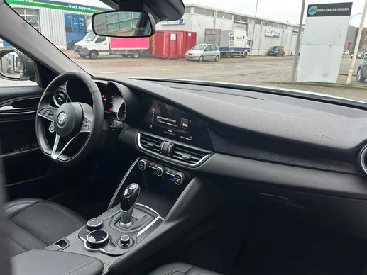 Alfa Romeo Giulia - Afbeelding 5 van 16