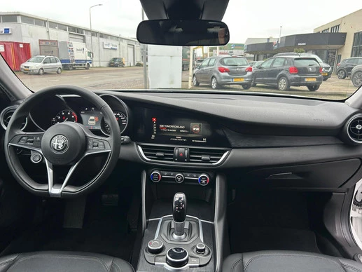 Alfa Romeo Giulia - Afbeelding 6 van 16