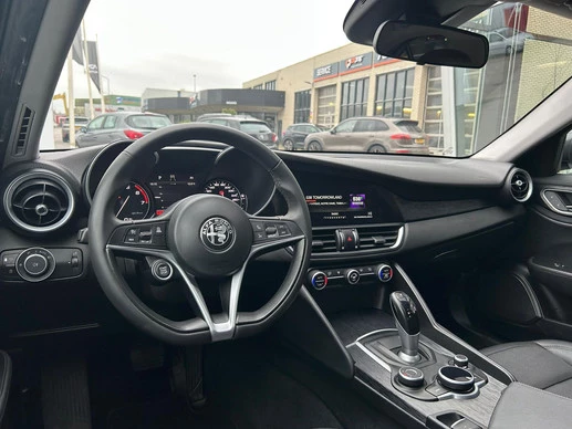 Alfa Romeo Giulia - Afbeelding 11 van 16