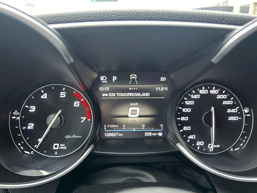 Alfa Romeo Giulia - Afbeelding 13 van 16