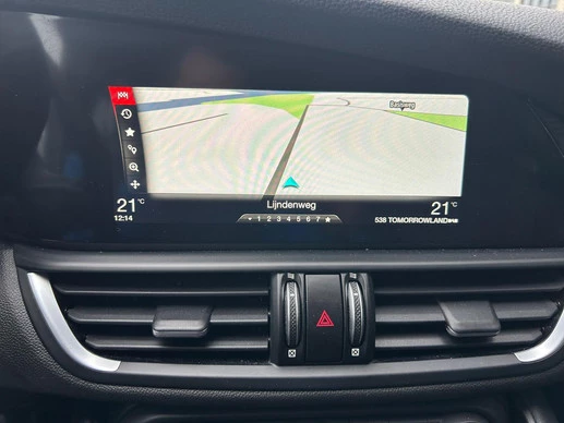 Alfa Romeo Giulia - Afbeelding 14 van 16