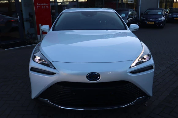 Toyota Mirai - Afbeelding 9 van 30