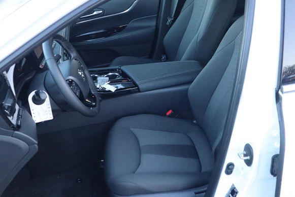 Toyota Mirai - Afbeelding 13 van 30