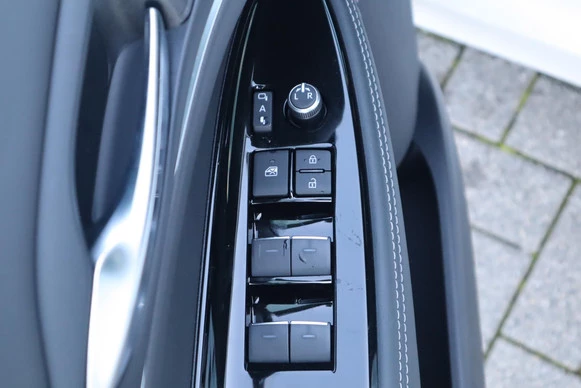 Toyota Mirai - Afbeelding 18 van 30