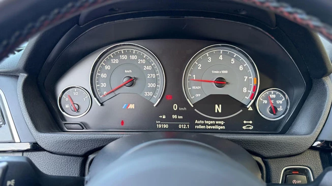 BMW M4 - Afbeelding 3 van 30