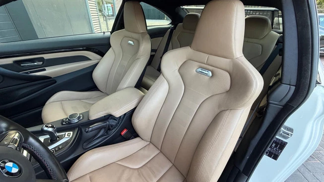 BMW M4 - Afbeelding 8 van 30
