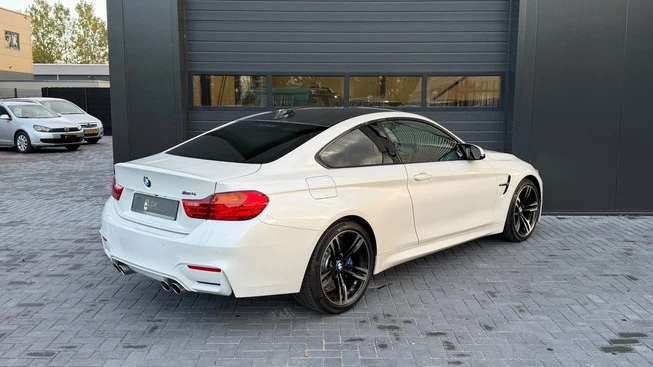 BMW M4 - Afbeelding 12 van 30