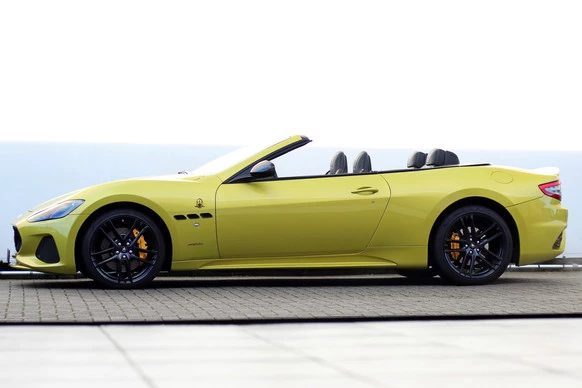 Maserati GranCabrio - Afbeelding 9 van 30